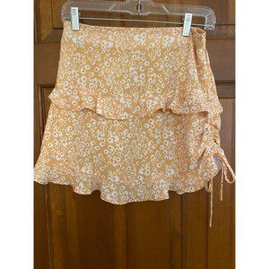 Princess Polly Daisy Mini Skirt Women Size 4 Lined Tiered‎ Flowy Side Tie